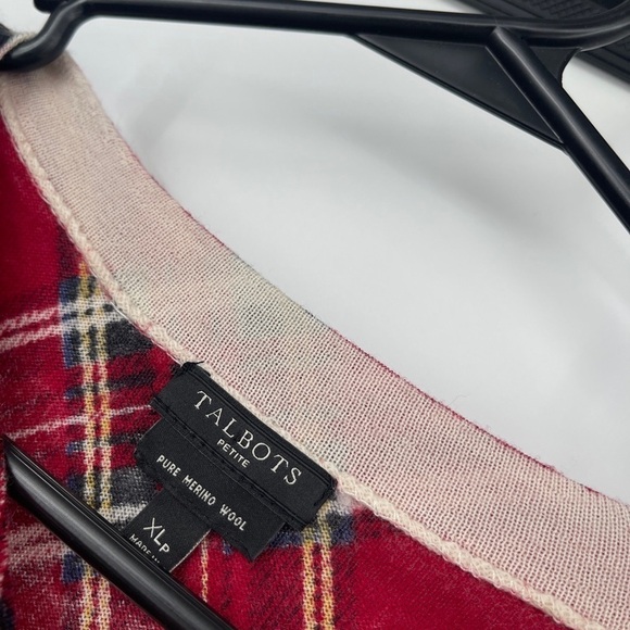 Talbots Women’s Pure Merino Wool Sweater Top, Size XL Petite - Picture 3 of 4